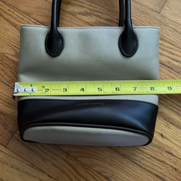 Liz Claiborne small canvas tan tote bag - Picture 6 of 8